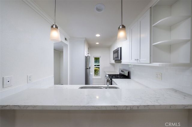 306 Orange Blossom, Irvine, CA 92618