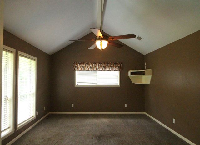 446 Vz County Road 4108, Canton, TX 75103
