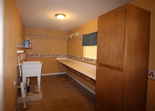 446 Vz County Road 4108, Canton, TX 75103