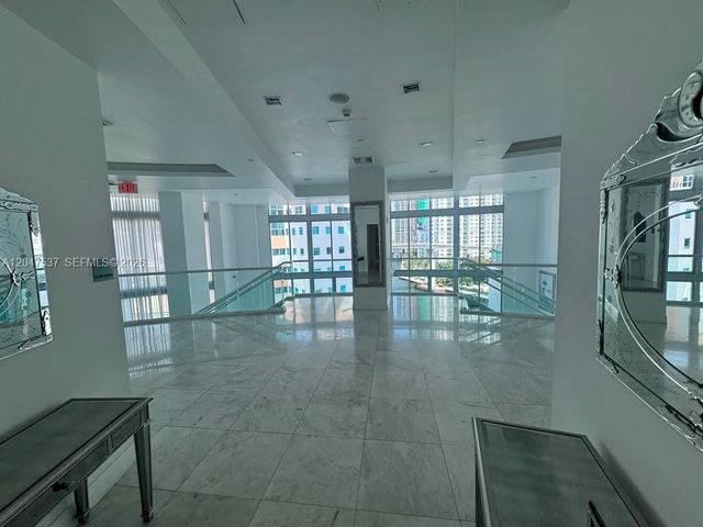 350 S Miami Avenue 3304, Miami, FL 33130