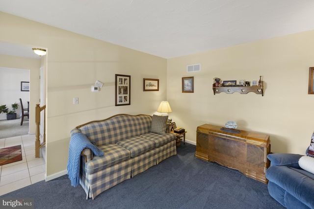 1851 MICHELLE DR, York, PA 17408