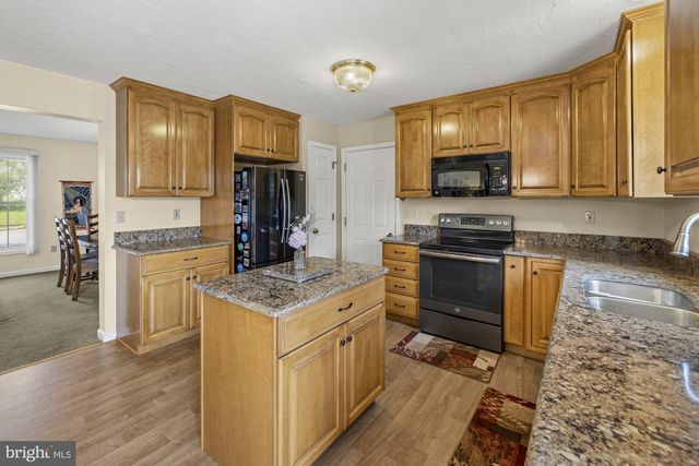 1851 MICHELLE DR, York, PA 17408