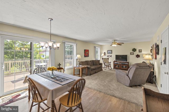 1851 MICHELLE DR, York, PA 17408