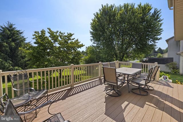 1851 MICHELLE DR, York, PA 17408