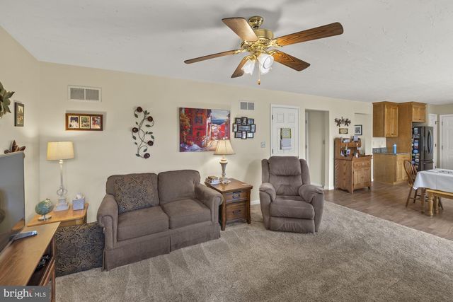1851 MICHELLE DR, York, PA 17408