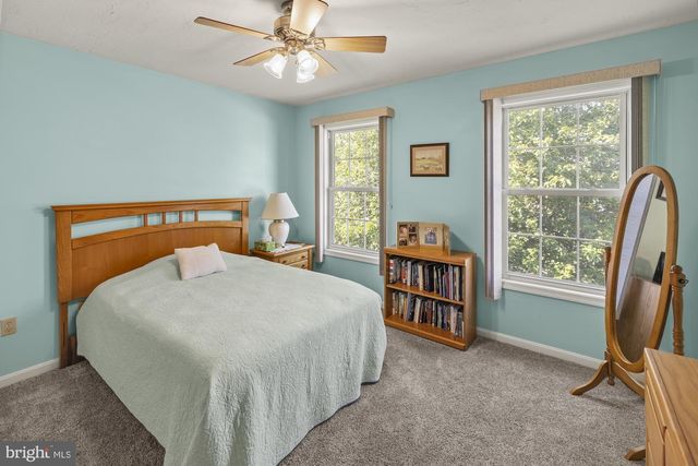 1851 MICHELLE DR, York, PA 17408