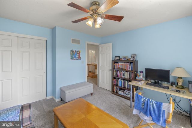 1851 MICHELLE DR, York, PA 17408
