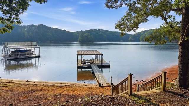 2585 Bridgewater Circle, Gainesville, GA 30506
