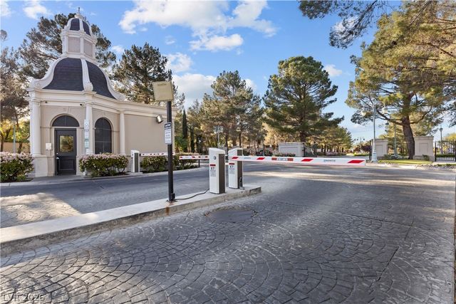 9840 Royal Lamb Drive, Las Vegas, NV 89145