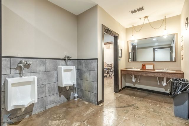 382 Chestnut Street, Abilene, TX 79602