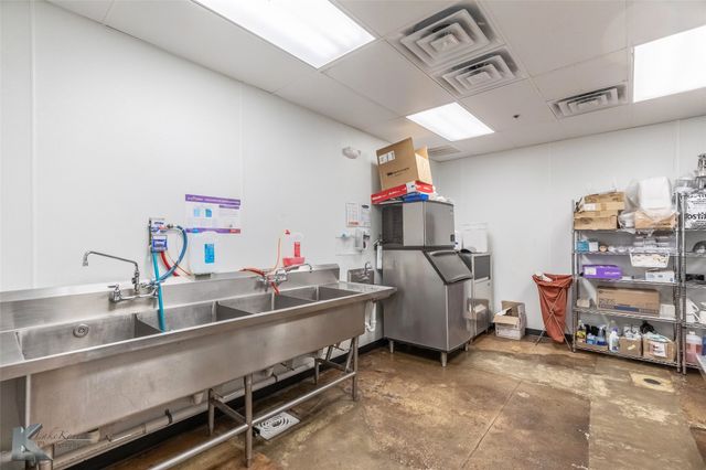 382 Chestnut Street, Abilene, TX 79602