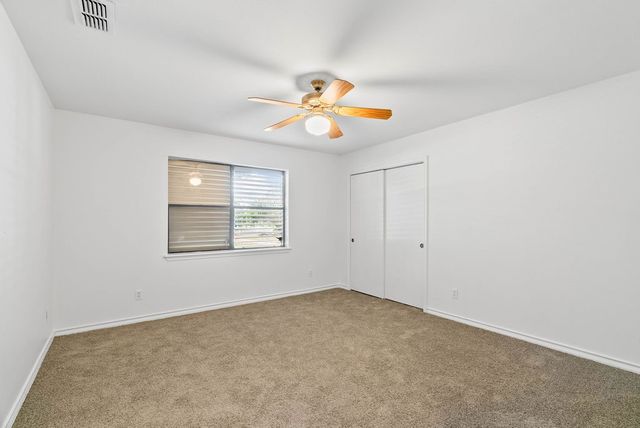 2201 Woodcrest Dr, Corpus Christi, TX 78418
