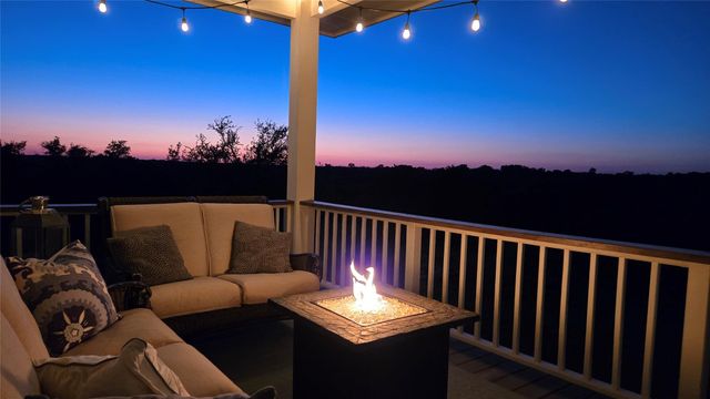 600 Abbey RD, Liberty Hill, TX 78642
