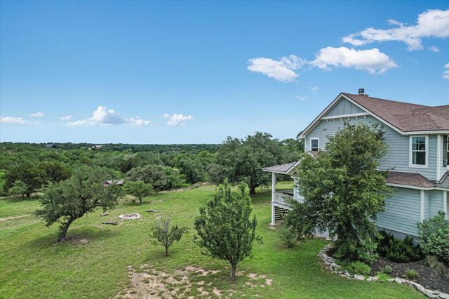 600 Abbey RD, Liberty Hill, TX 78642