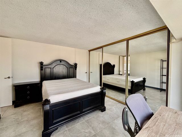 1750 Kalakaua Avenue 2704, Honolulu, HI 96826