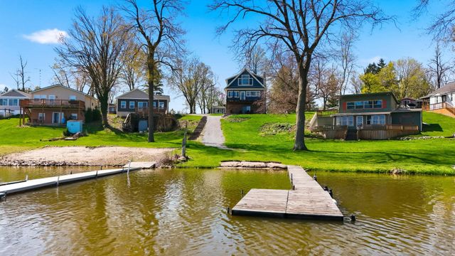 160 Lane 100 Long Lake, Fremont, IN 46737