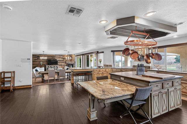 619 Country Club Court, Kingman, AZ 86401