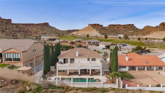 619 Country Club Court, Kingman, AZ 86401