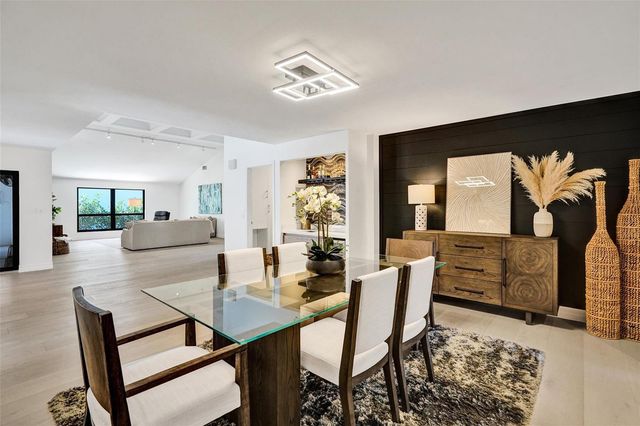 614 Lakewoode Circle W, Delray Beach, FL 33445