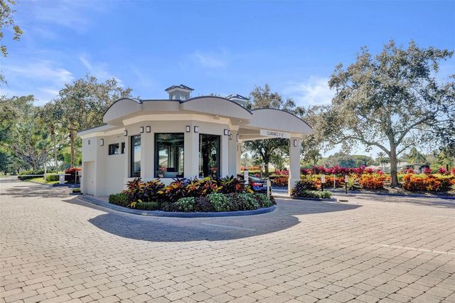 614 Lakewoode Circle W, Delray Beach, FL 33445
