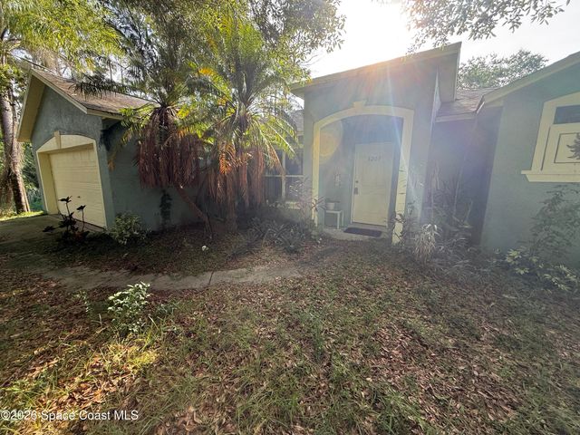 3207 Foresman Avenue SE, Palm Bay, FL 32909