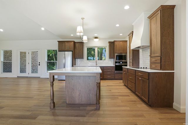 2942 Palomar Drive, Evansville, IN 47711