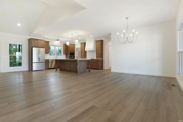 2942 Palomar Drive, Evansville, IN 47711