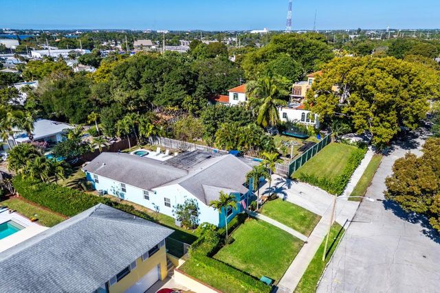 3421 Eastview Avenue, West Palm Beach, FL 33407