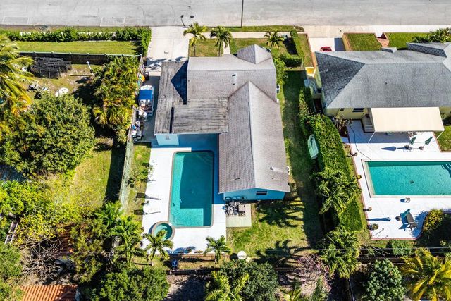 3421 Eastview Avenue, West Palm Beach, FL 33407