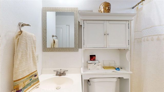 1168 E 10th 218B, Long Beach, CA 90813