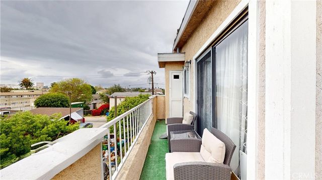 1168 E 10th 218B, Long Beach, CA 90813