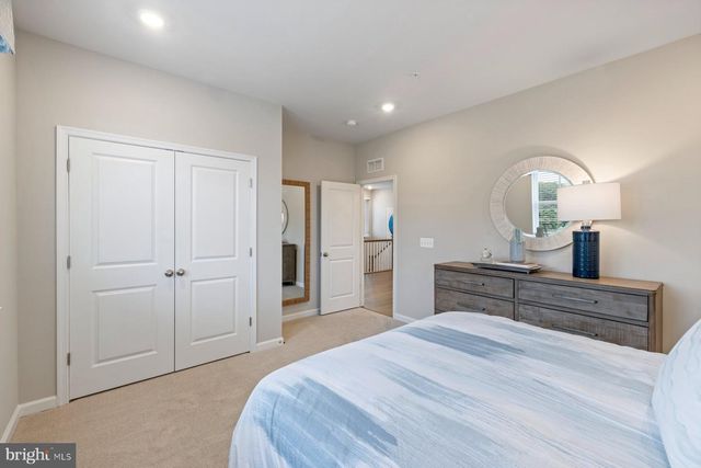 10040 LEWIS DR, Damascus, MD 20872