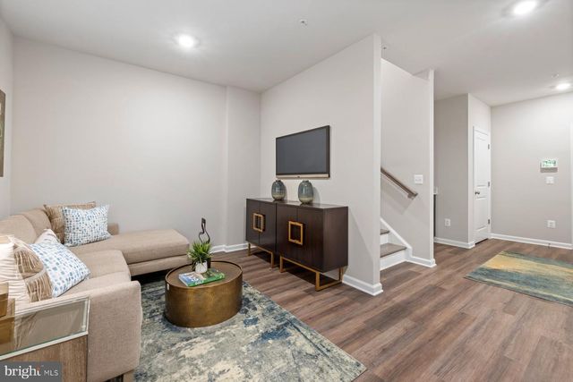10040 LEWIS DR, Damascus, MD 20872