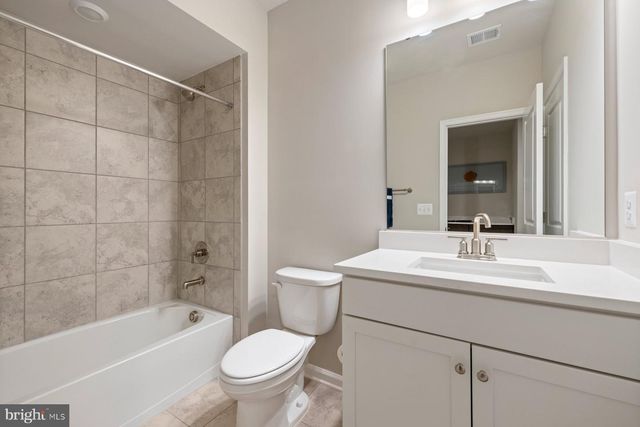 10040 LEWIS DR, Damascus, MD 20872