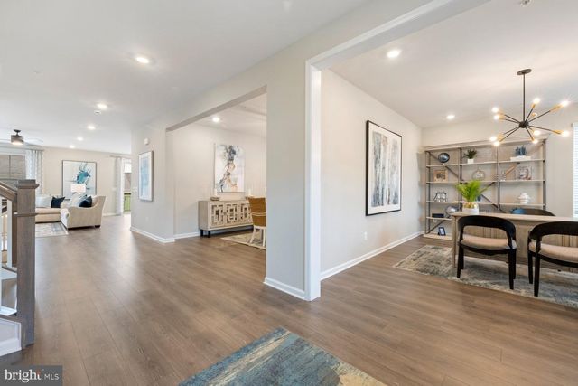 10040 LEWIS DR, Damascus, MD 20872
