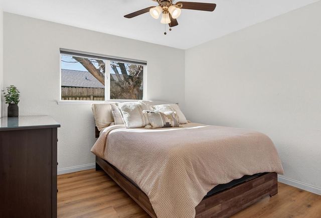 5825 Merlindale Dr, Citrus Heights, CA 95610