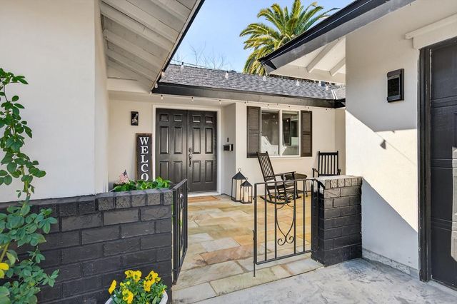 5825 Merlindale Dr, Citrus Heights, CA 95610