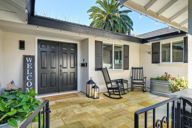 5825 Merlindale Dr, Citrus Heights, CA 95610