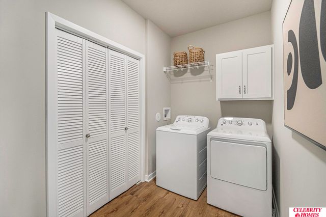 6512 N 187 Street, Elkhorn, NE 68022