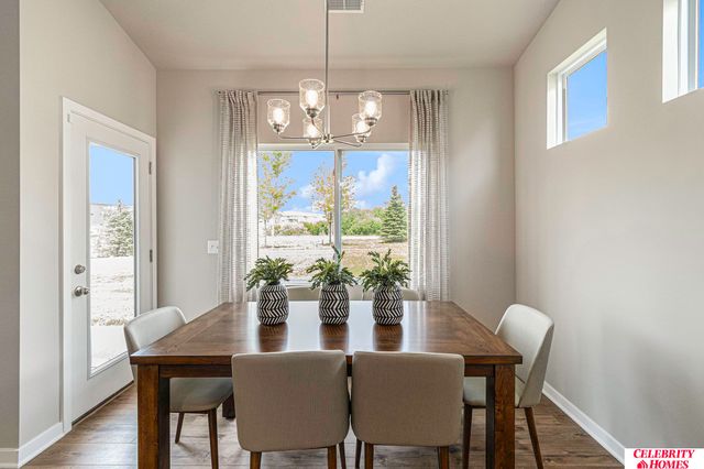 6512 N 187 Street, Elkhorn, NE 68022