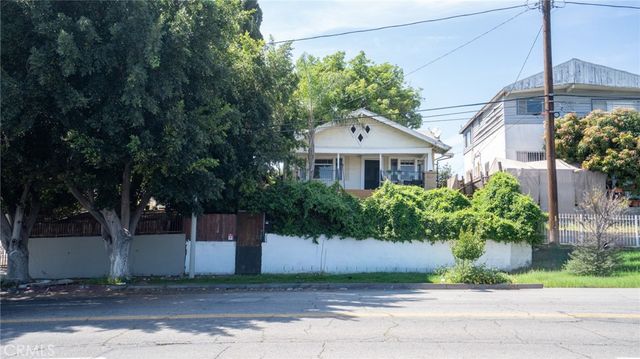 449 N Virgil, Los Angeles, CA 90004