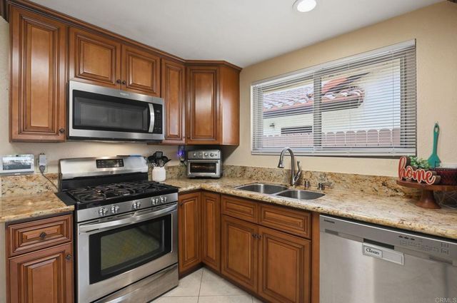 216 Ocotillo Place, Oceanside, CA 92057