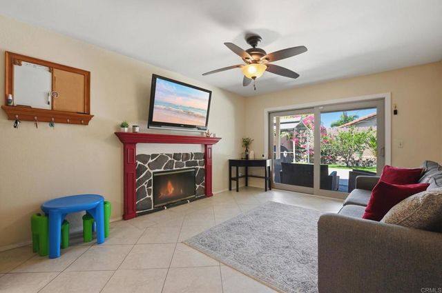 216 Ocotillo Place, Oceanside, CA 92057