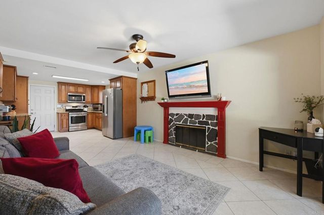 216 Ocotillo Place, Oceanside, CA 92057