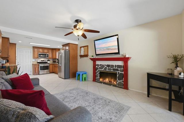 216 Ocotillo Place, Oceanside, CA 92057