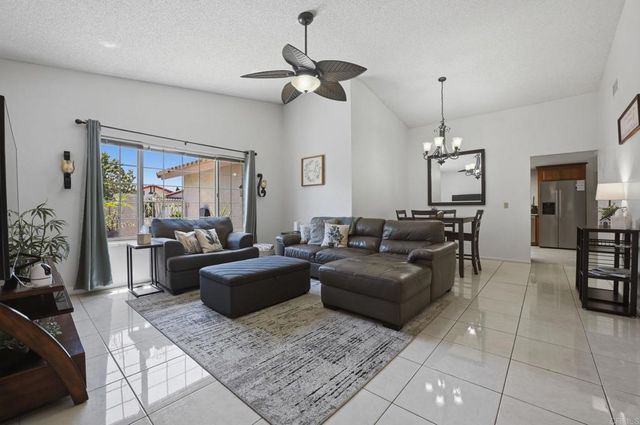 216 Ocotillo Place, Oceanside, CA 92057