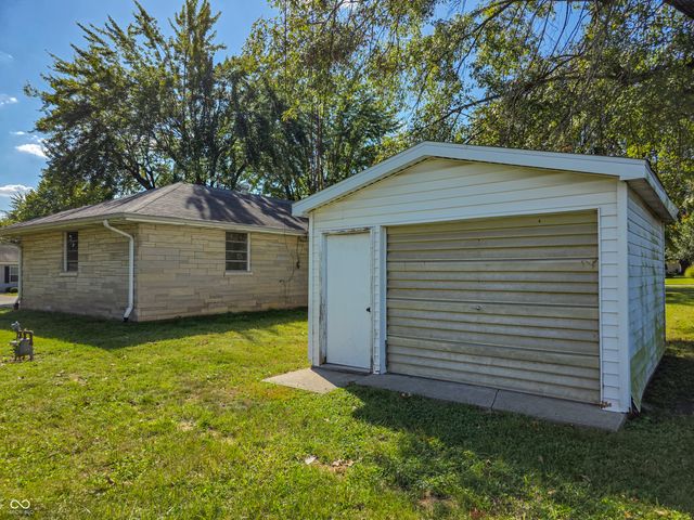 510 NE C Street, Linton, IN 47441