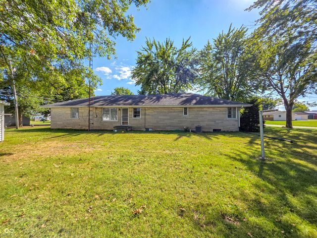 510 NE C Street, Linton, IN 47441
