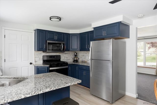 6734 Redwing Drive, Boston, NY 14025