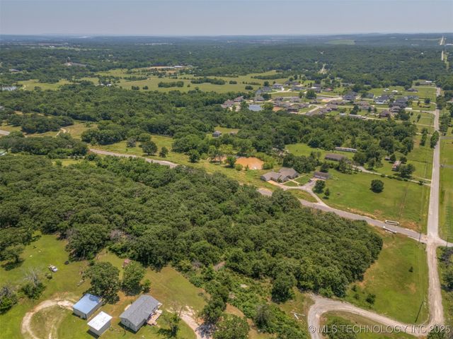 4663 Oak Timber Drive, Tulsa, OK 74131